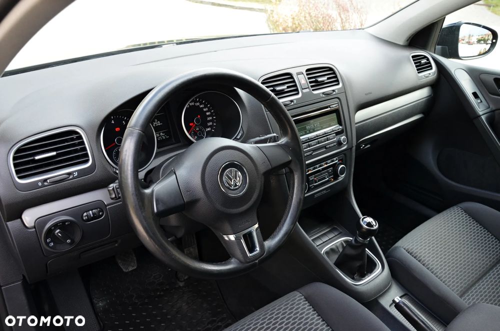 Volkswagen Golf 1.4 Edition - 29
