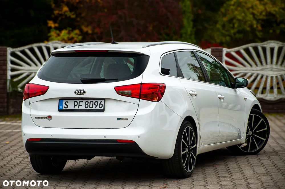 Kia Ceed - 15