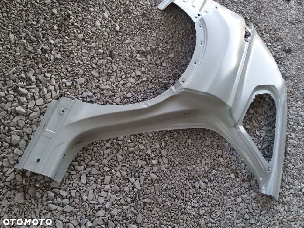 hyundai santa fe iv prawy tył błotnik poszycie 18-24r - 3
