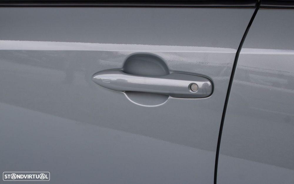 Toyota Corolla 1.8 Hybrid Comfort+P.Sport - 18