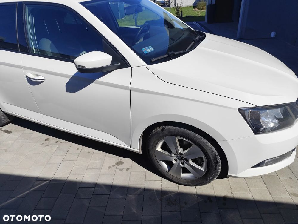 Skoda Fabia - 4