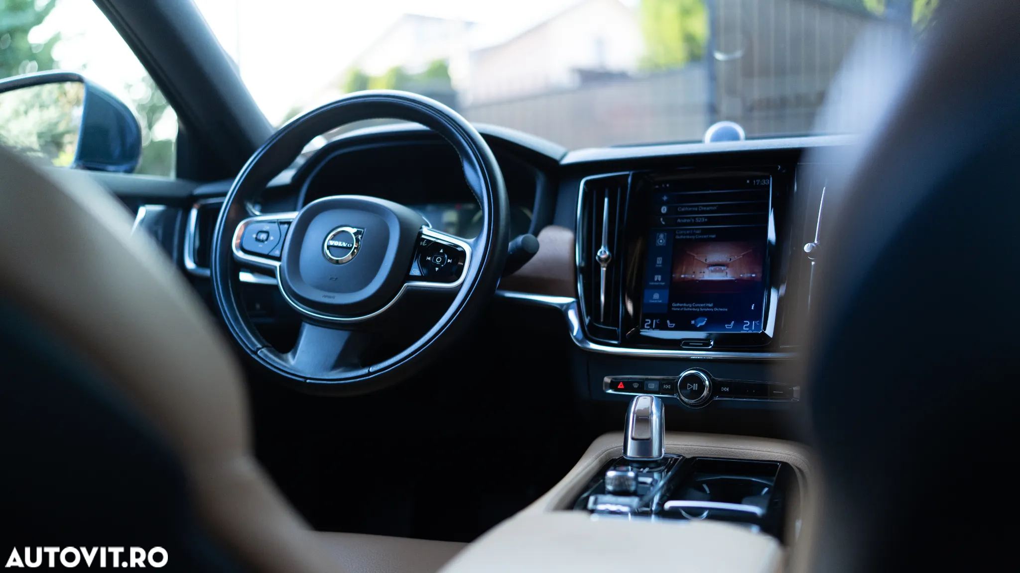 Volvo S90 T8 Twin Engine AWD Geartronic Inscription - 16