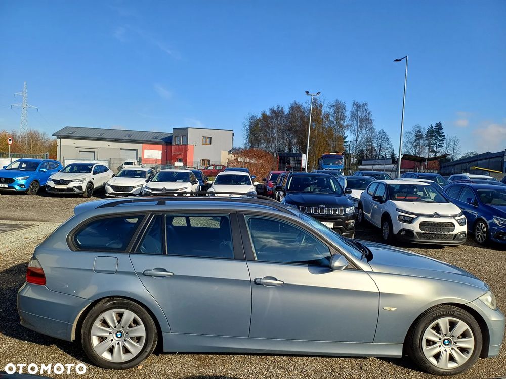 BMW Seria 3 318d - 8
