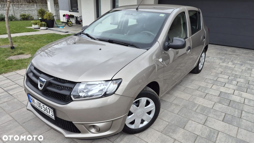 Dacia Sandero 1.2 16V 75 Celebration - 1