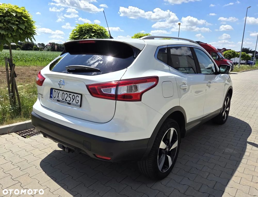 Nissan Qashqai 1.6 DIG-T N-Vision - 12