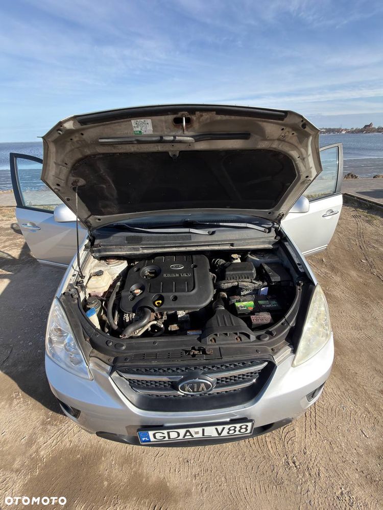 Kia Carens 2.0 CRDi Tour - 5