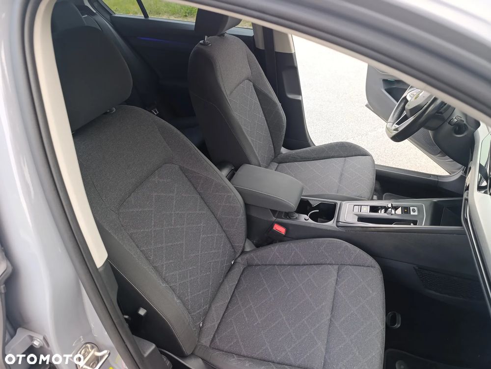 Volkswagen Golf 1.5 eTSI EVO Life DSG - 24