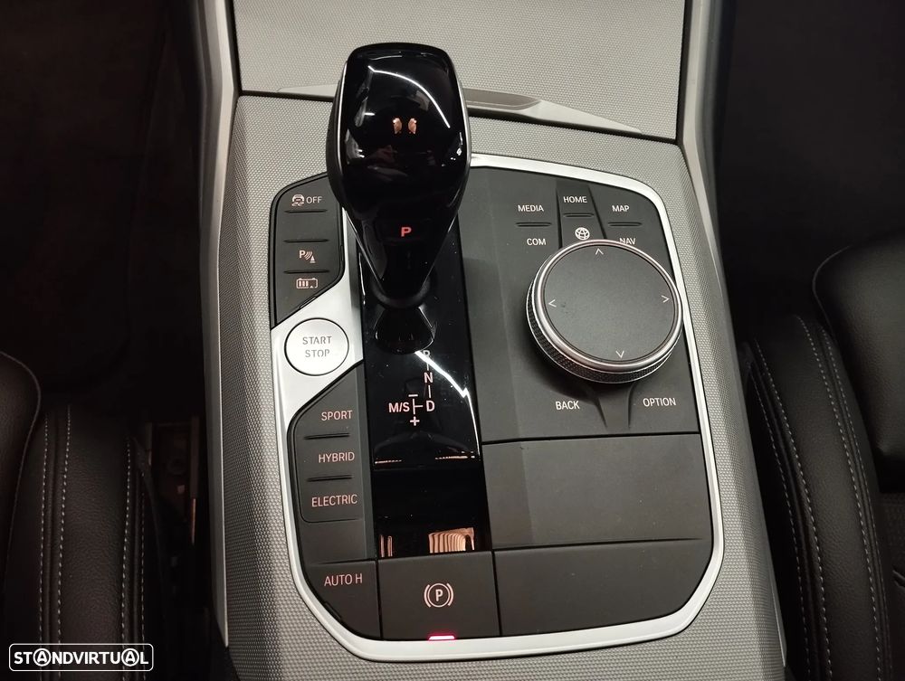 BMW 320 e Auto - 36