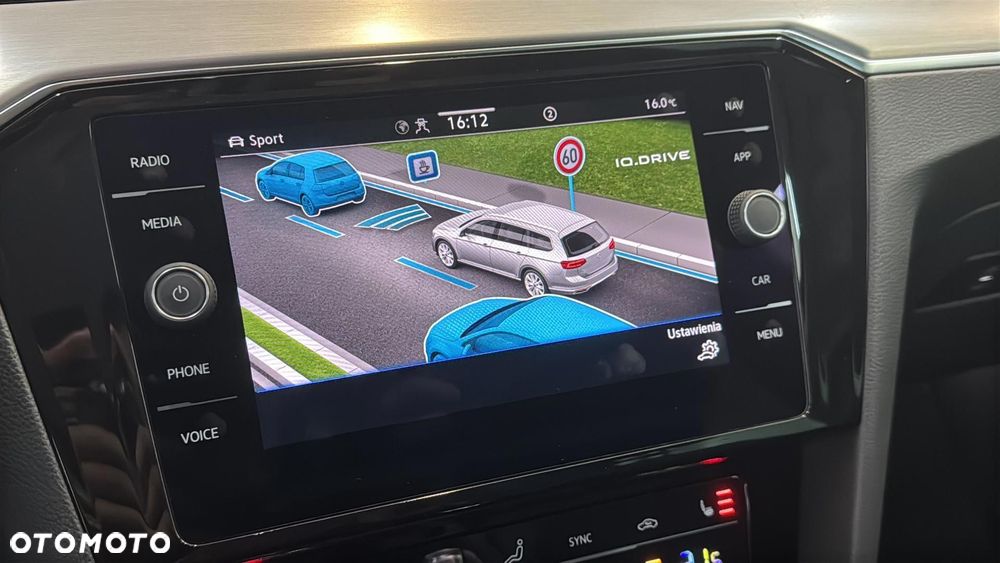 Volkswagen Passat 2.0 TDI EVO Elegance DSG - 25
