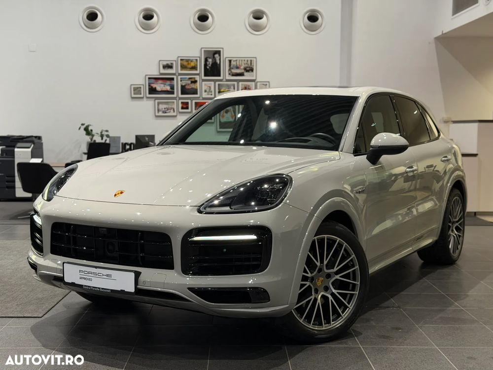 Porsche Cayenne - 4
