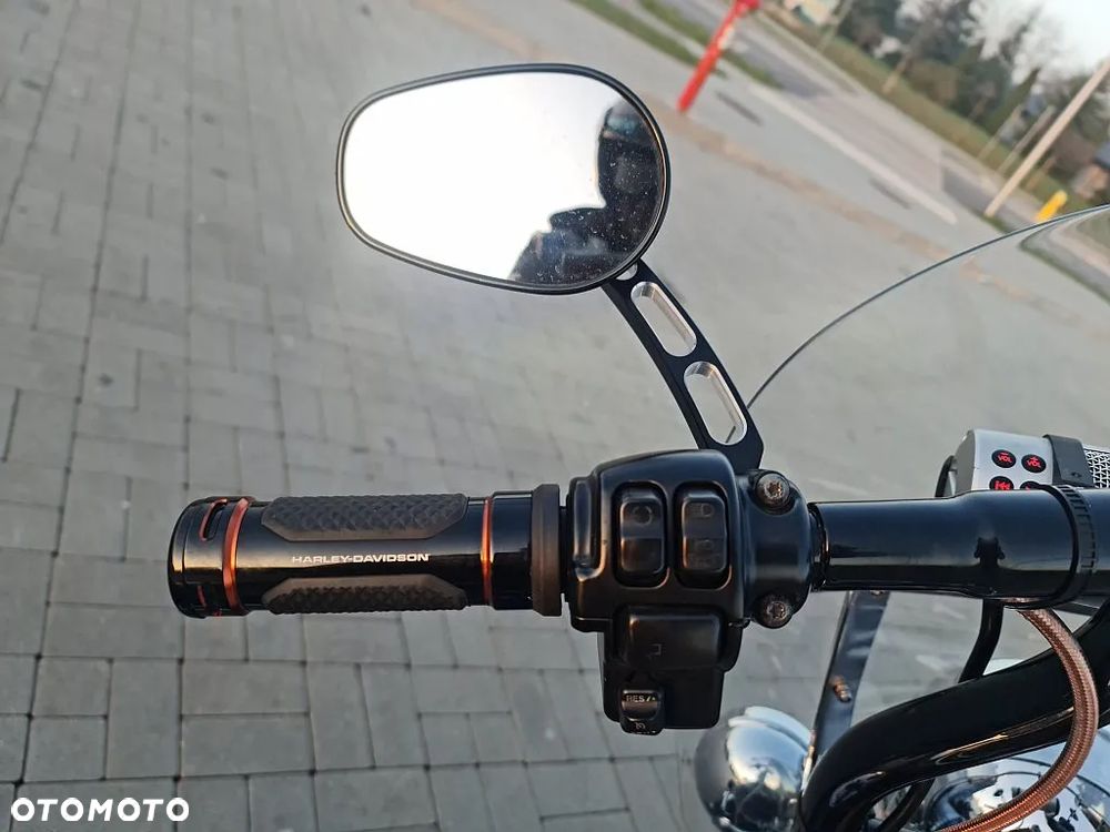 Harley-Davidson Softail Heritage Classic - 11
