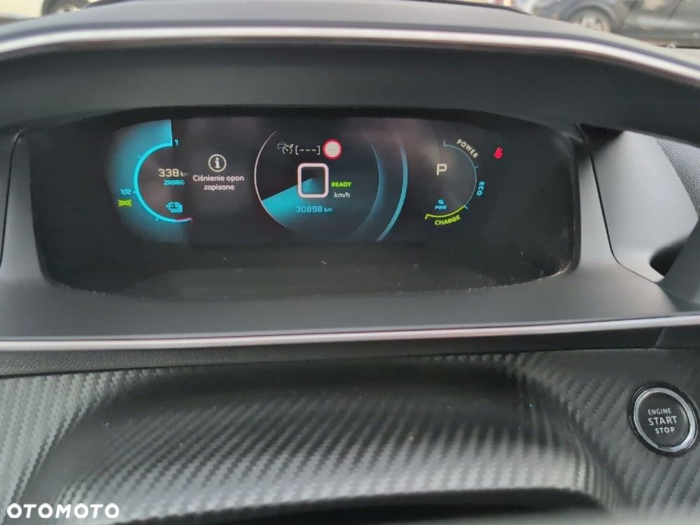 Peugeot 208 - 16
