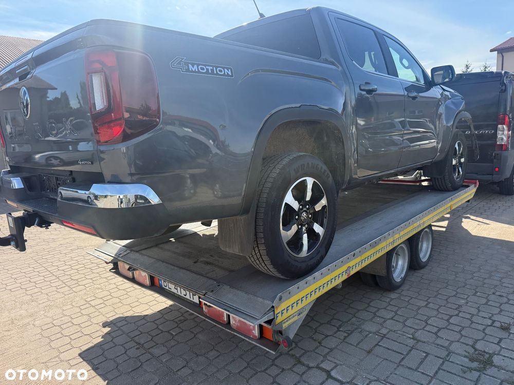 Volkswagen Amarok - 5