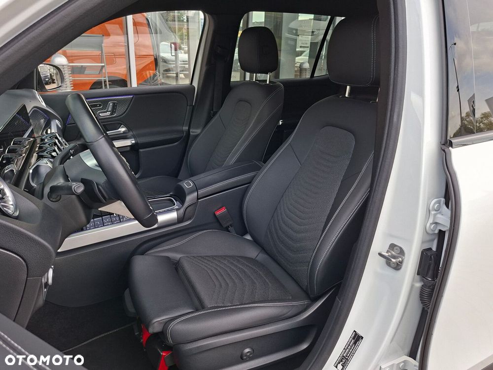 Mercedes-Benz GLB 200 mHEV Progressive 7G-DCT - 13