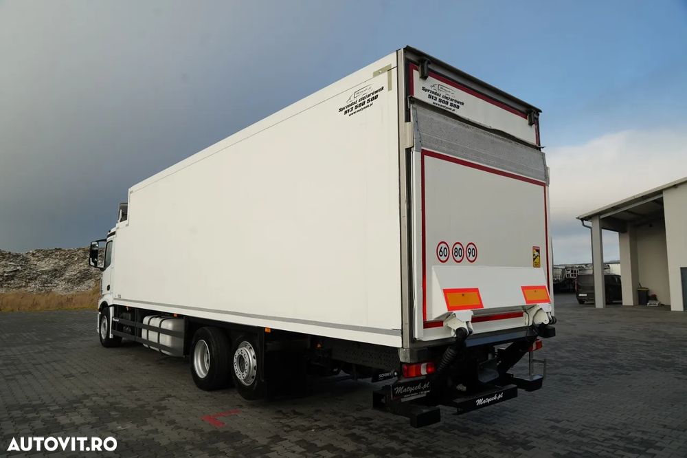 Mercedes-Benz ACTROS 2542 / 6X2 / FRIGIDER / SOLO / UNITATE THERMO KING T-1000R / RIDICARE / DIRECȚIE CU AX RIDICATIV / EURO 5 - 2