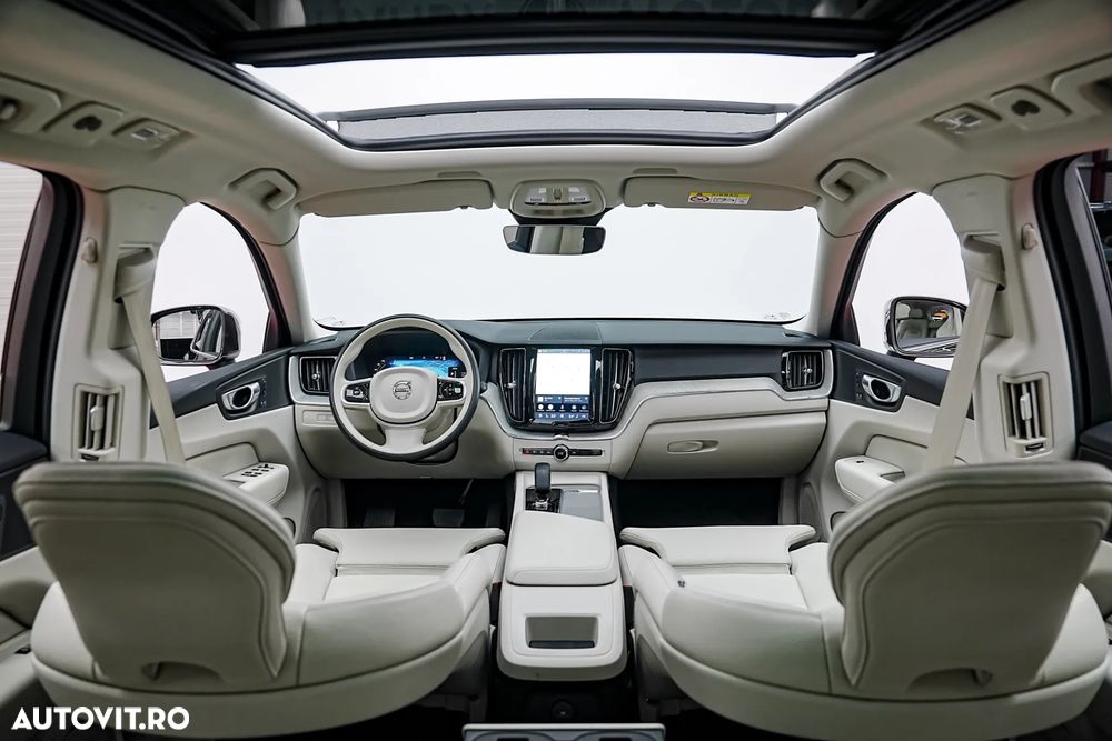Volvo XC 60 Recharge T6 Twin Engine eAWD Inscription Expression - 2