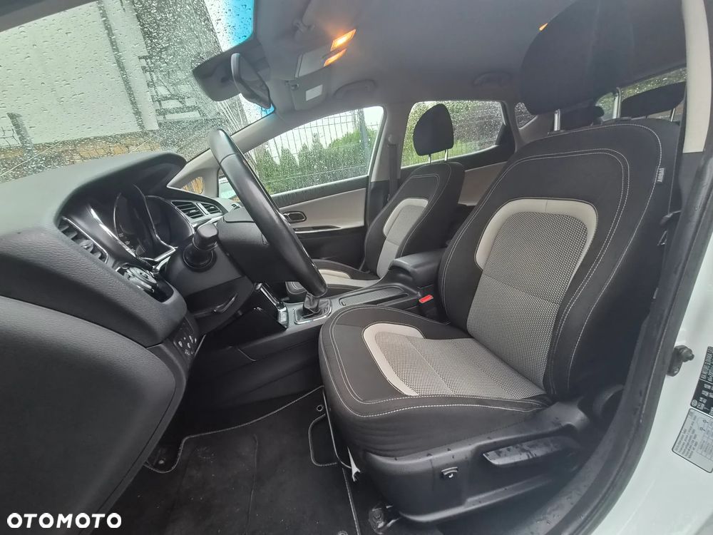 Kia Ceed - 23