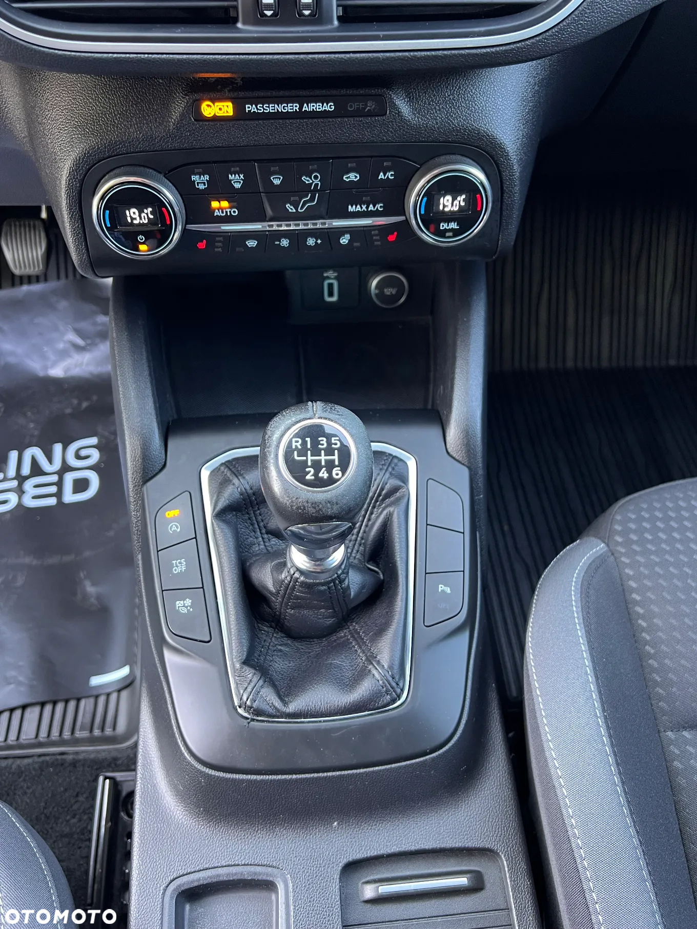 Ford Focus 1.5 EcoBlue Titanium - 28