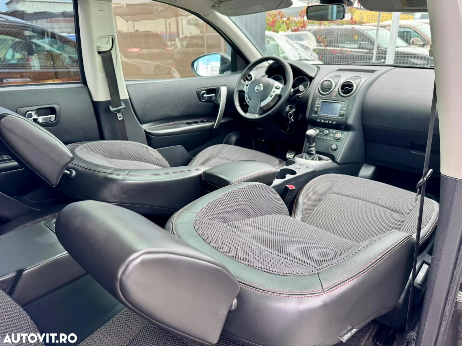Nissan Qashqai 1.5 DCI TEKNA - 8