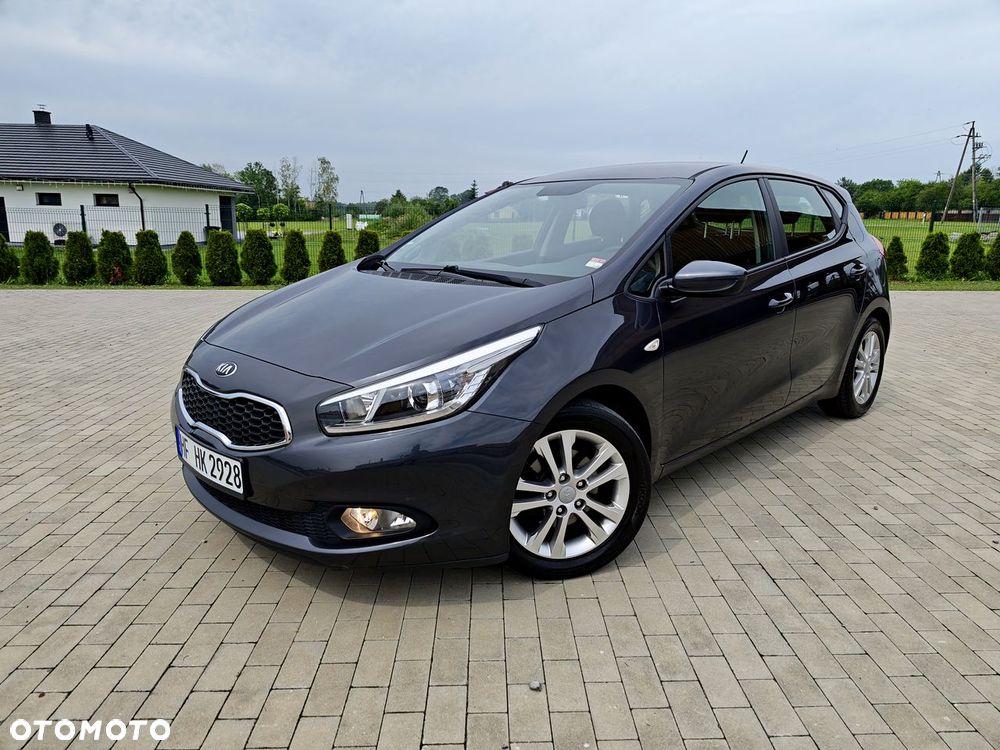 Kia Ceed - 1