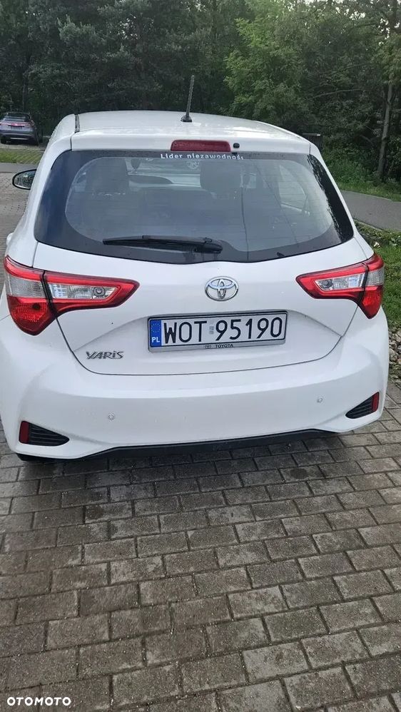 Toyota Yaris 1.5 Premium - 5