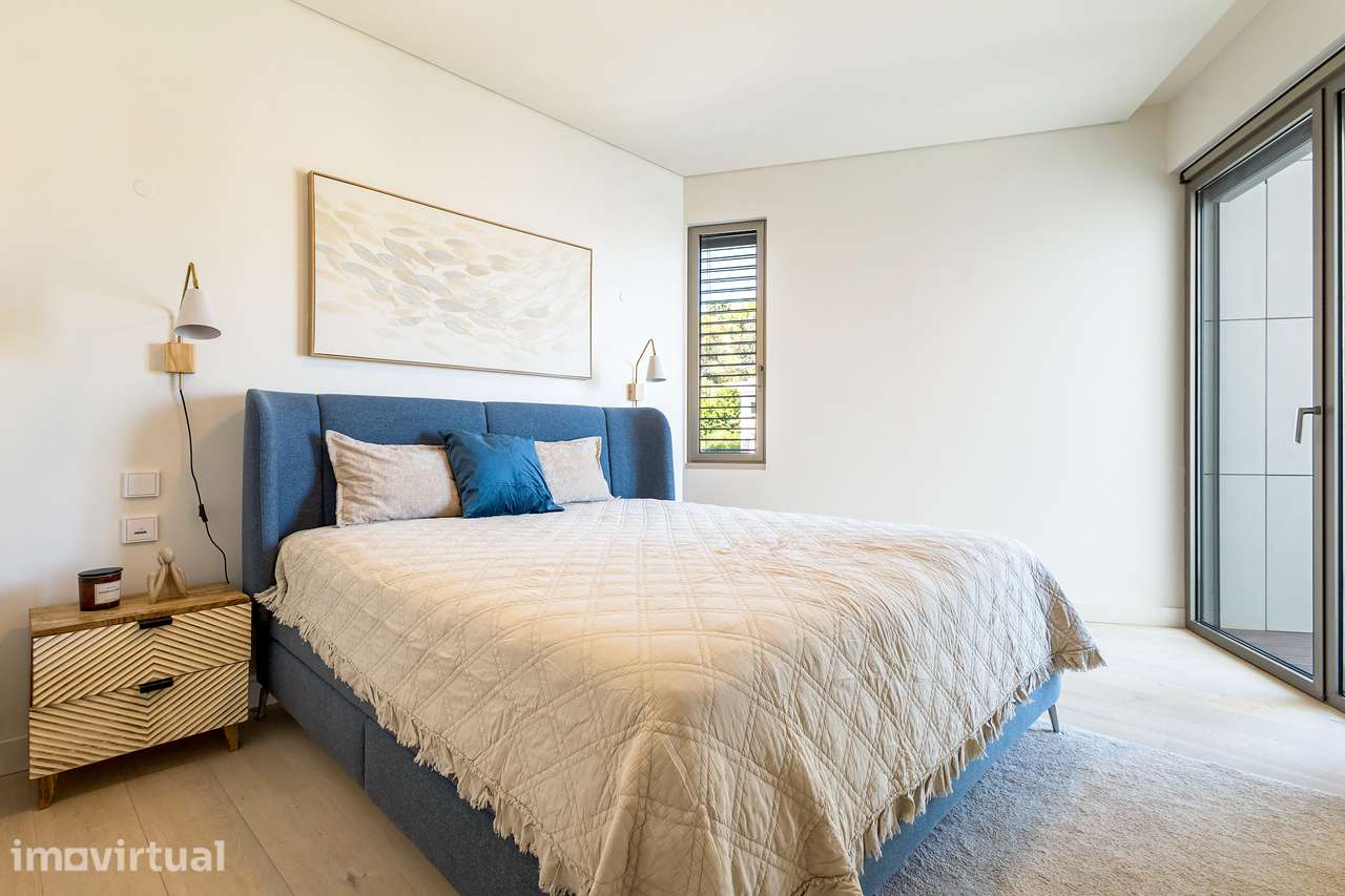Apartamento T1 com vista mar e dois terraços privados, em Cascais - Grande imagem: 4/37