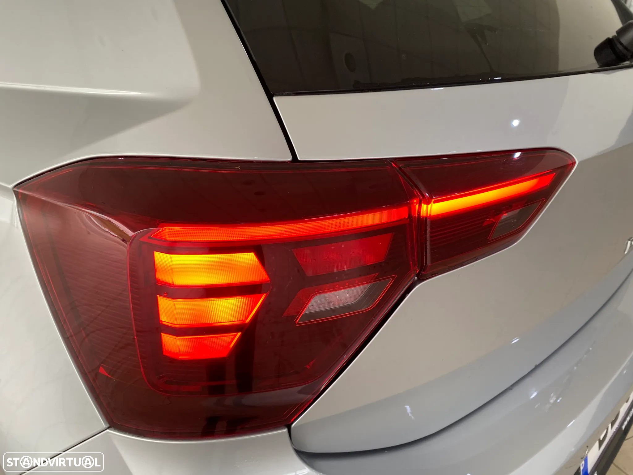 VW Polo 1.0 TSI Life DSG - 35