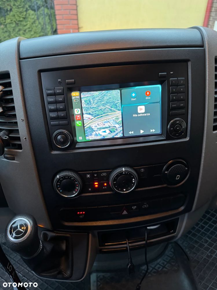 Mercedes-Benz SPRINTER - 21