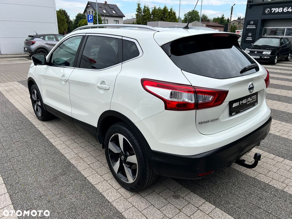 Nissan Qashqai 1.2 DIG-T TEKNA+ - 8