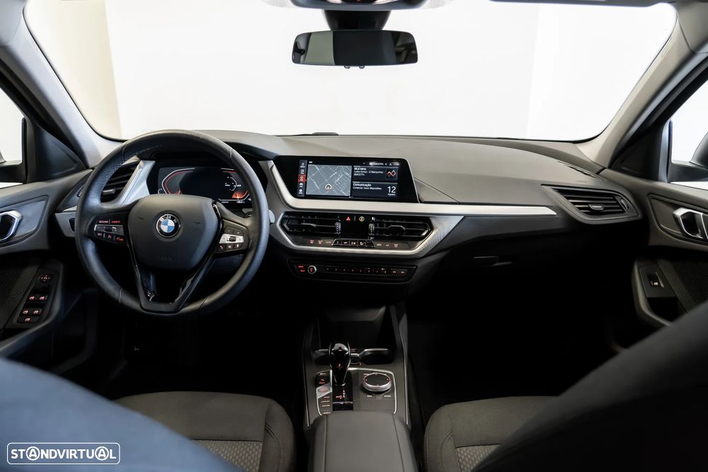 BMW 116 i Aut. Advantage - 7