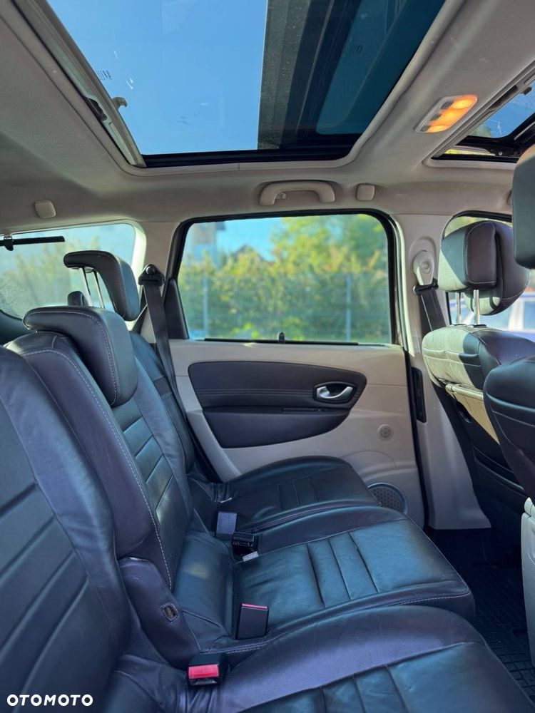 Renault Grand Scenic - 9
