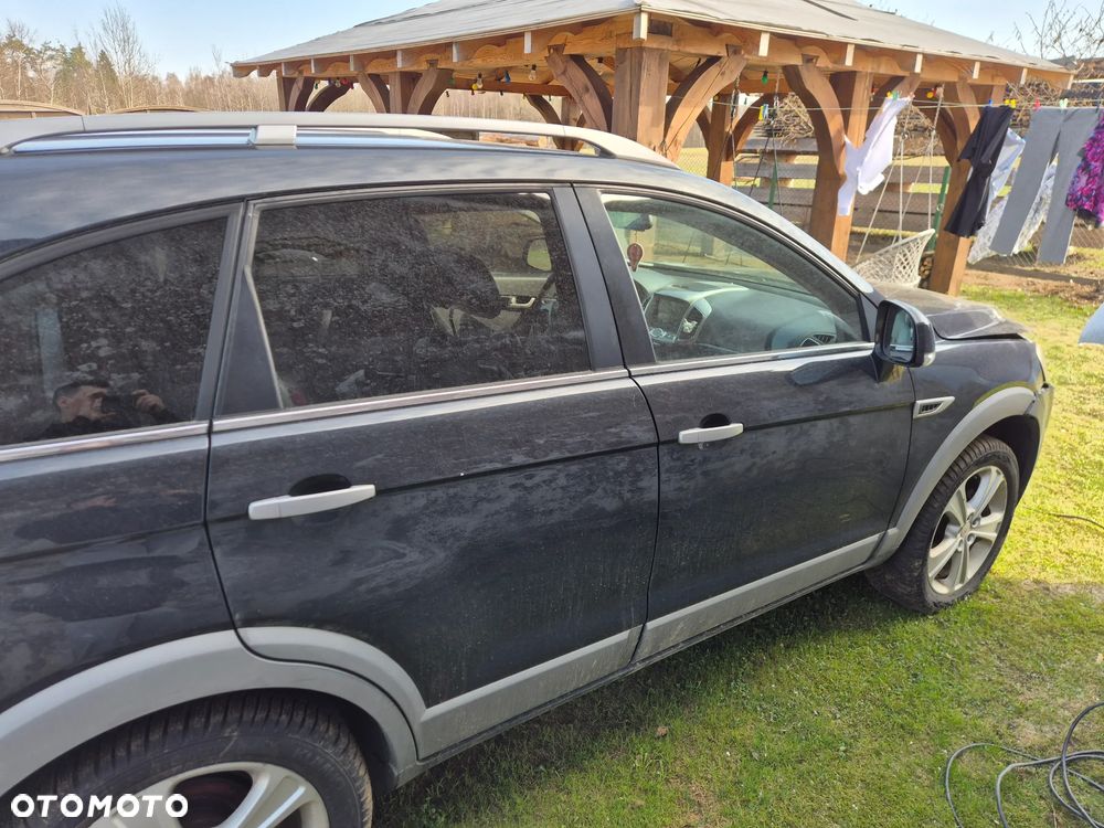 Chevrolet Captiva 2.2 D LTZ - 5