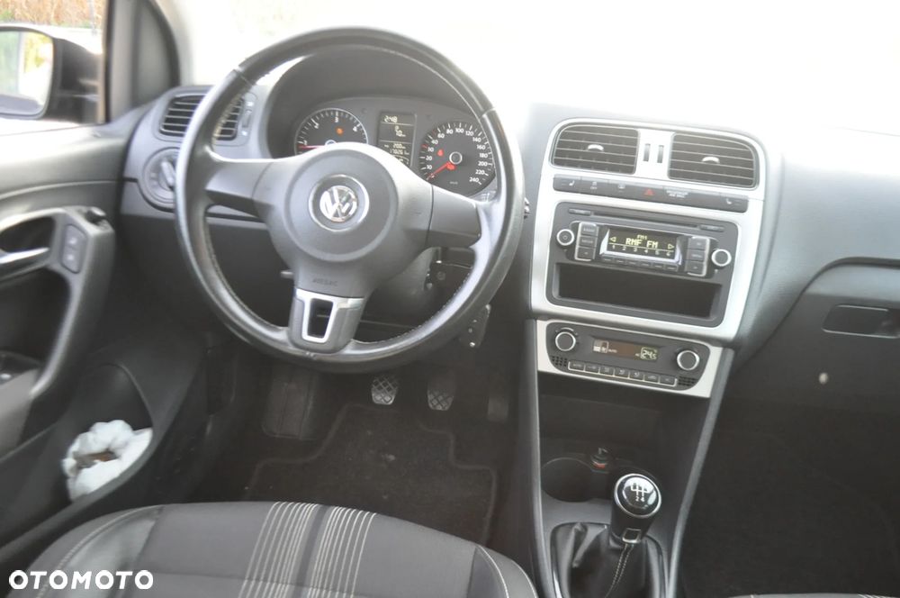 Volkswagen Polo 1.6 TDI Blue Motion Technology MATCH - 10