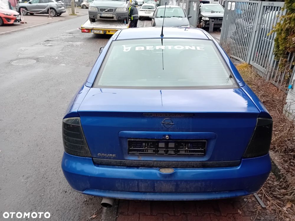 *OPEL ASTRA BERTONE* Samochód na części - 3
