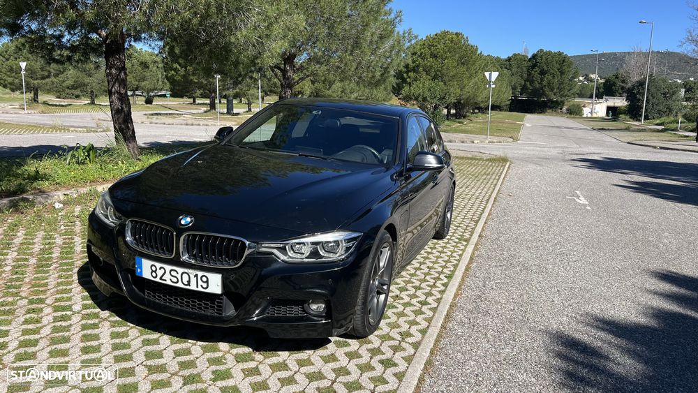 BMW 330 e iPerformance Pack M - 4