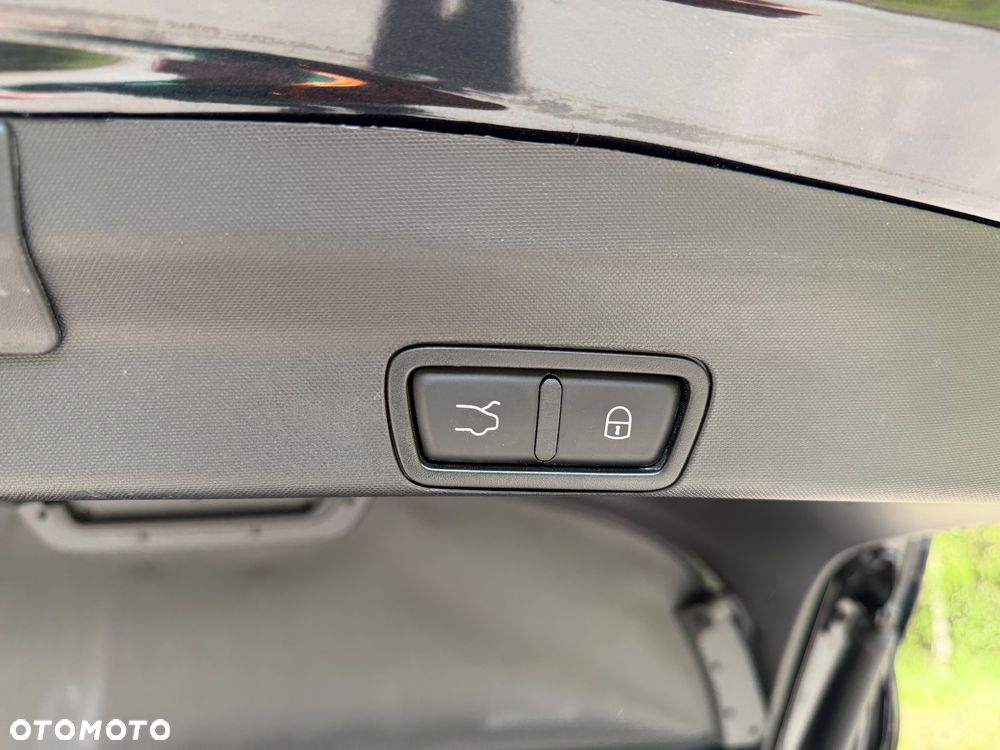 Alfa Romeo Stelvio - 24