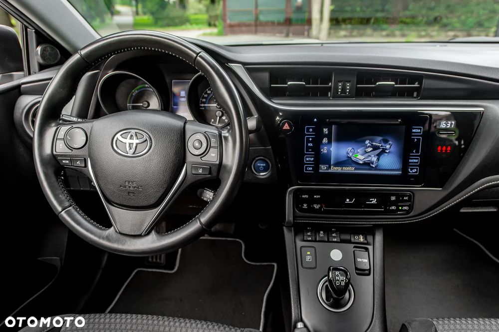 Toyota Auris Hybrid 135 Premium - 8