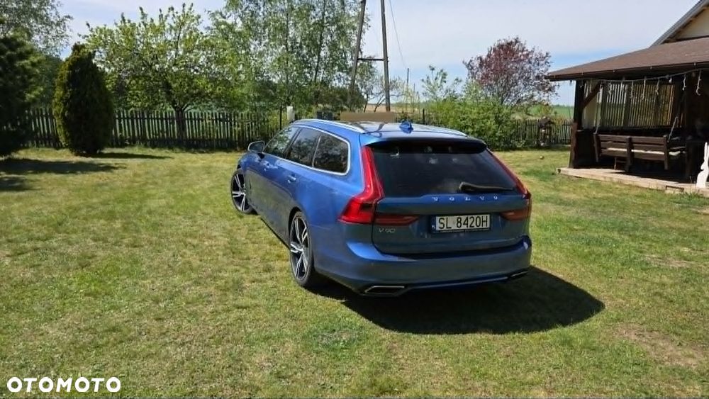 Volvo V90 D3 R-Design - 3