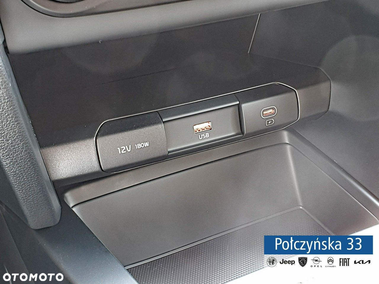 Kia XCeed - 26