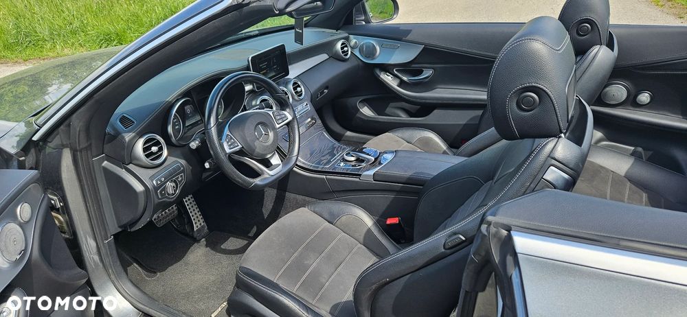 Mercedes-Benz Klasa C 300 9G-TRONIC - 15