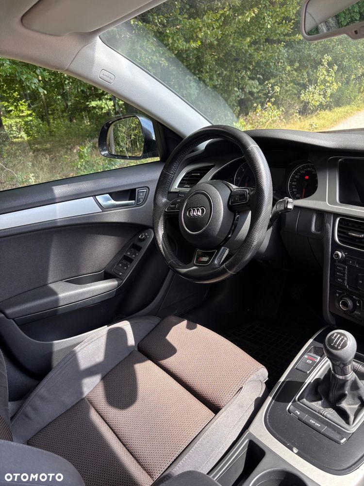 Audi A4 Allroad 2.0 TDI Quattro - 12