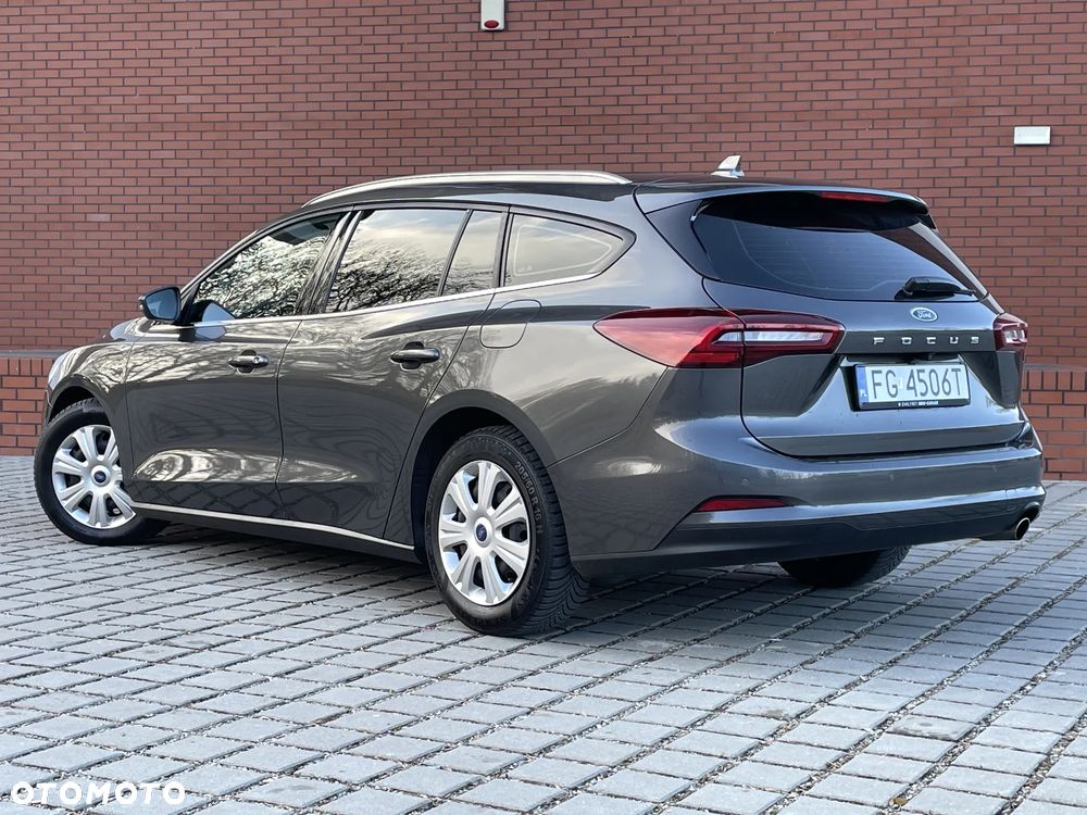 Ford Focus 1.5 EcoBlue Start-Stopp-System TITANIUM STYLE - 10