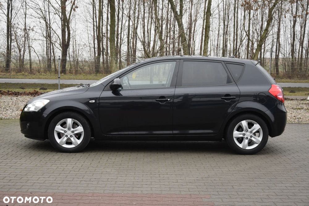 Kia Ceed 2.0 Optimum + - 26