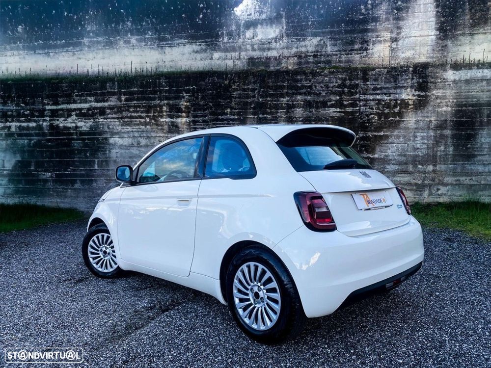 Fiat 500e Action - 3