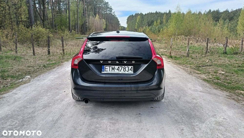 Volvo V60 - 10