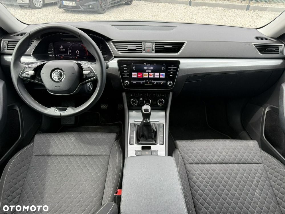 Skoda Superb 2.0 TDI SCR Ambition - 6