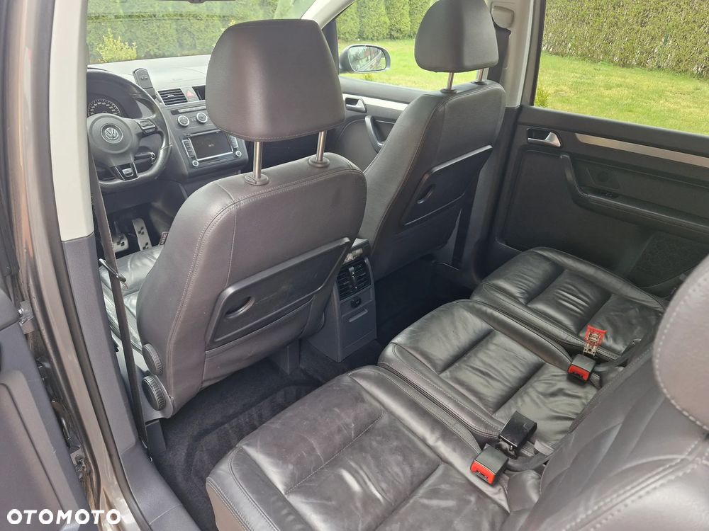 Volkswagen Touran 2.0 TDI DPF DSG R-Line Edition - 18