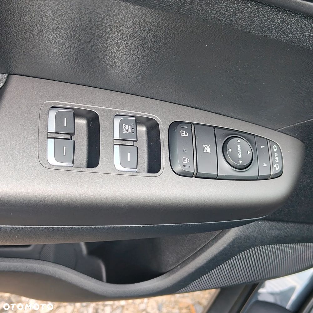 Kia Sportage 1.6 GDI 2WD ISG Dream-Team Edition - 25