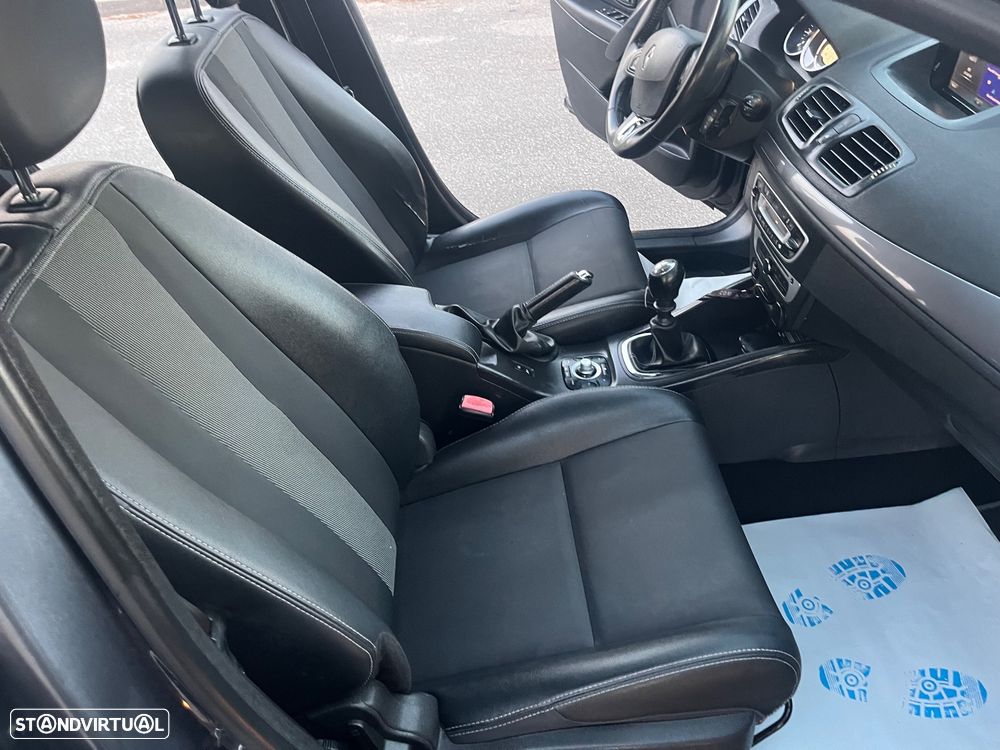 Renault Mégane Sport Tourer ENERGY dCi 110 INTENS - 10