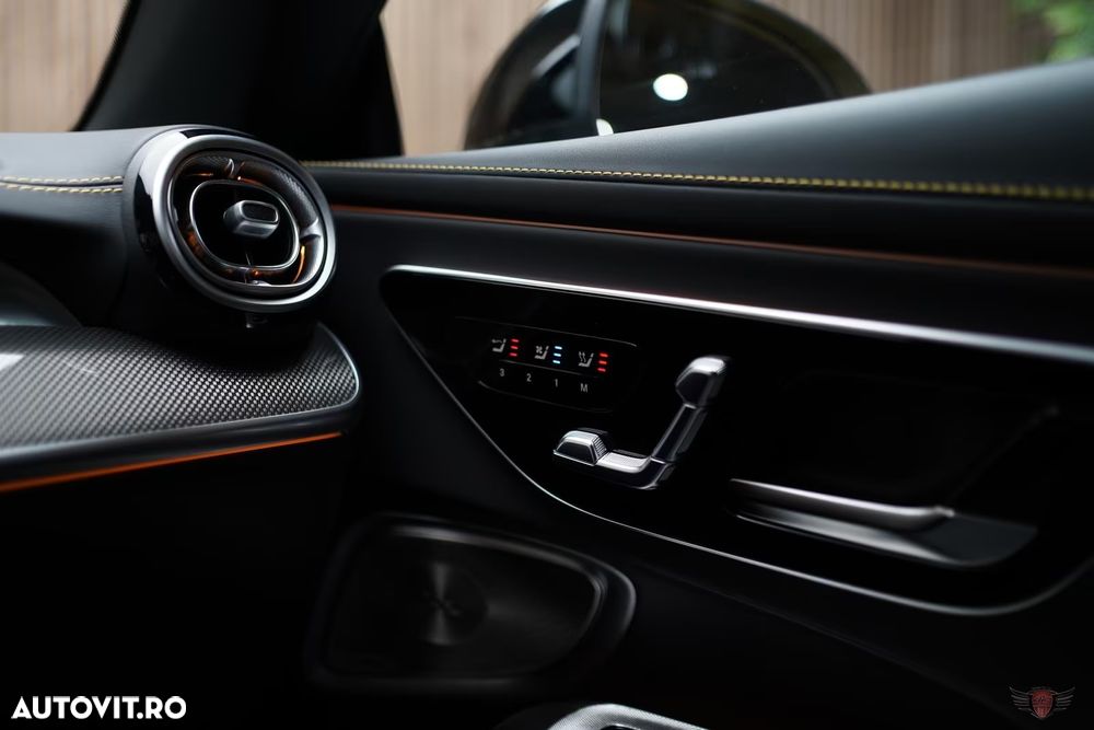 Mercedes-Benz CLE Mercedes-AMG 53 4MATIC+ AMG SPEEDSHIFT TCT 9G - 8